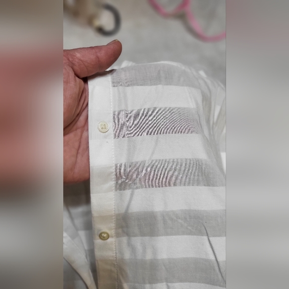 Gap White Striped Sheer Long Sleeve Top Shirt Button Down Size Large Womens - Picture 7 of 8